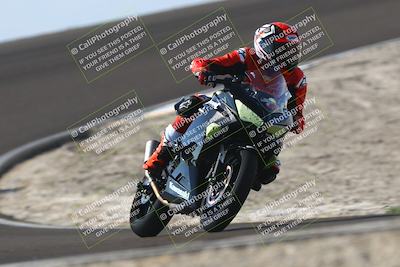 media/Nov-02-2025-Lets Ride (Sun) [[f7a3caa734]]/B Group/1220pm (Turn 2 Outside)/